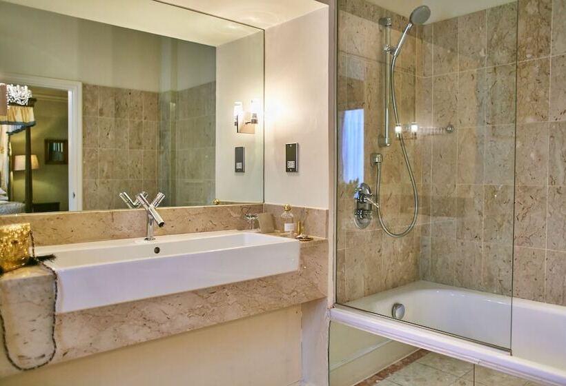 デラックスルーム, The Bath Priory  A Relais & Chateaux