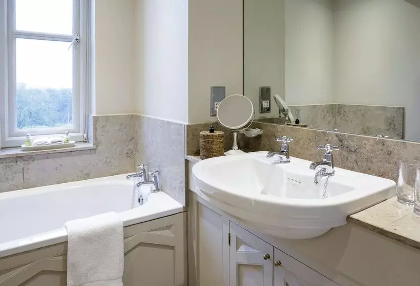 اتاق پرمیوم, The Bath Priory  A Relais & Chateaux