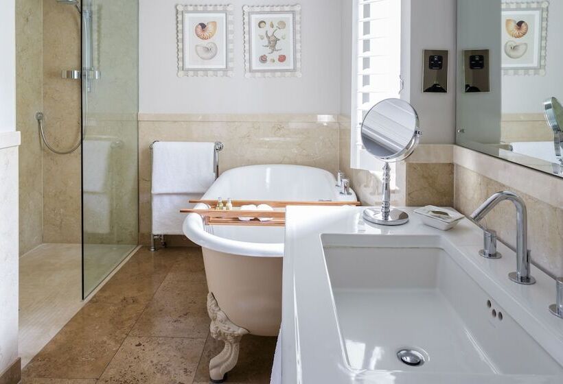 Номер Премиум, The Bath Priory  A Relais & Chateaux