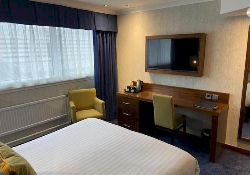 豪华房间, The Liner At Liverpool