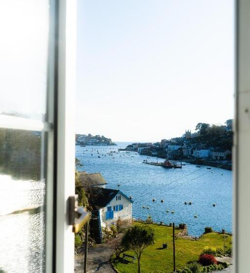 스탠다드 룸 강 전망, The Old Ferry Inn