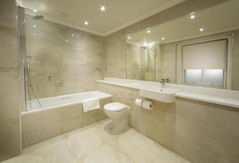 غرفة سوبيريور, Trout