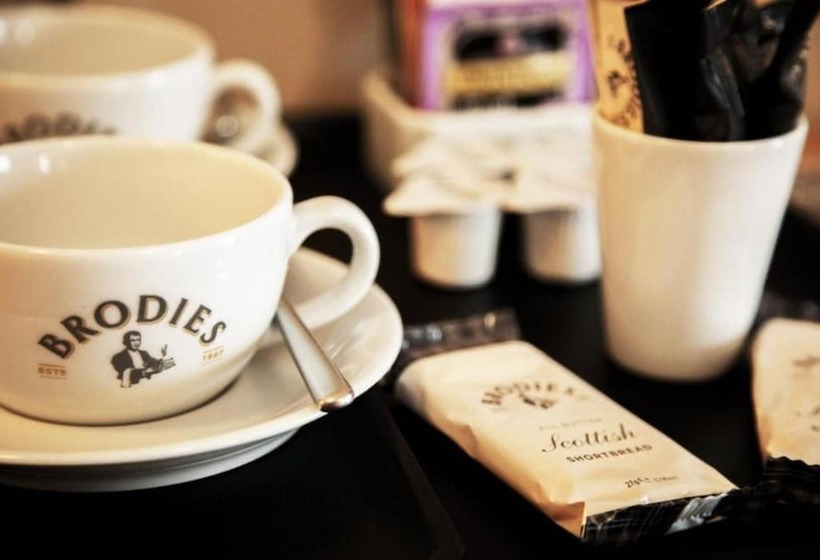 غرفة سوبيريور, Trout