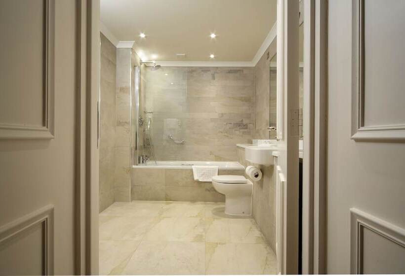 غرفة سوبيريور, Trout