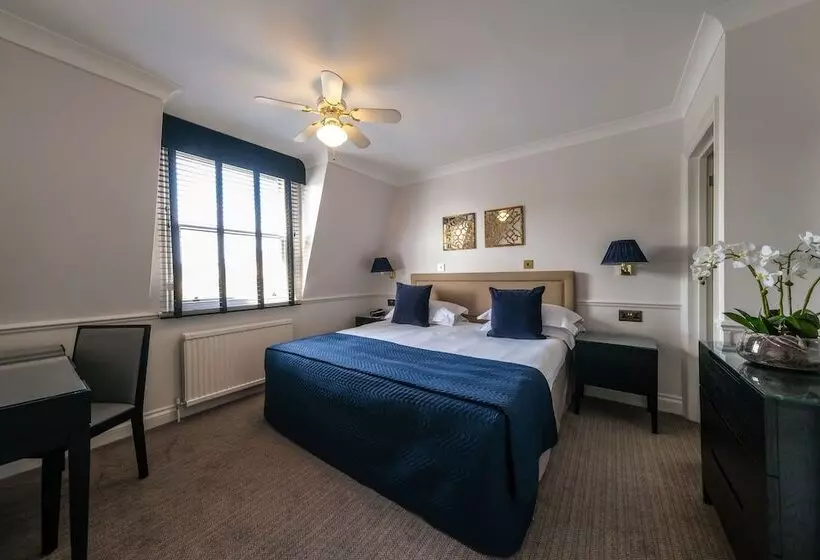 ３ベッドルームアパートメント, Collingham Serviced Apartments