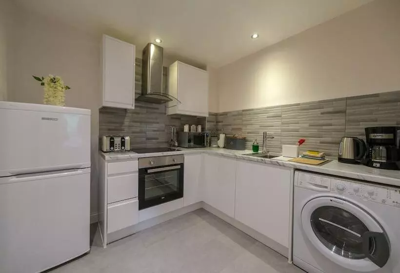 ３ベッドルームアパートメント, Collingham Serviced Apartments