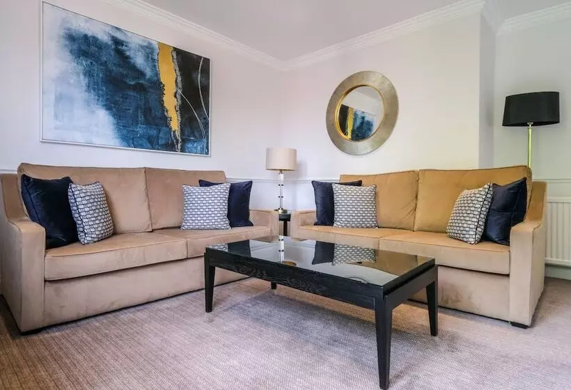 ３ベッドルームアパートメント, Collingham Serviced Apartments