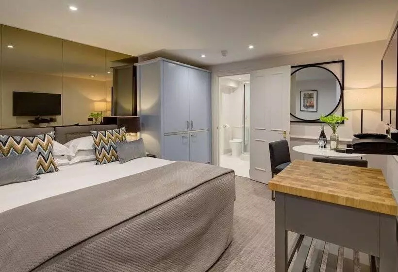 スタンダードスタジオ, Collingham Serviced Apartments