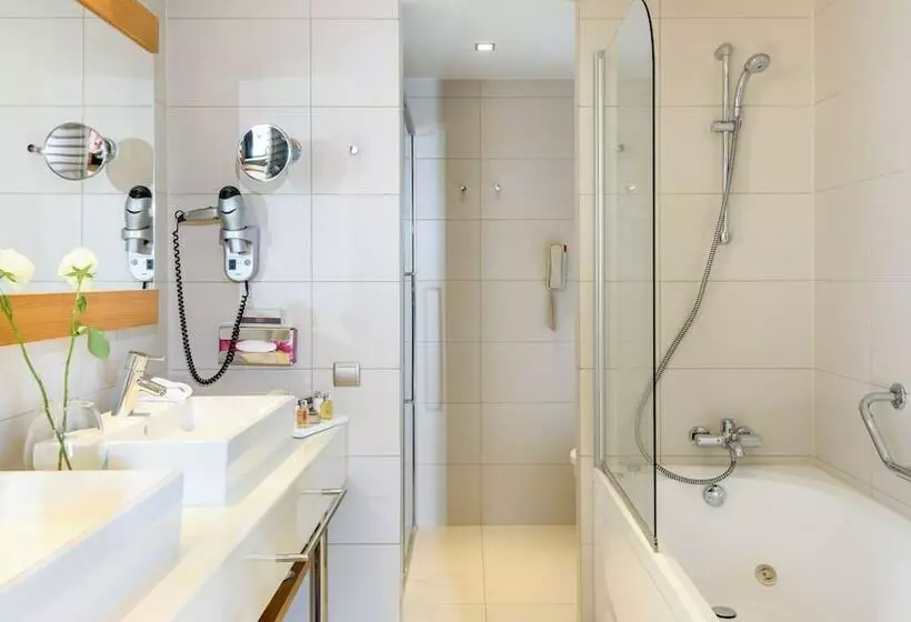 デラックススイート, Alexander Beach Hotel & Spa