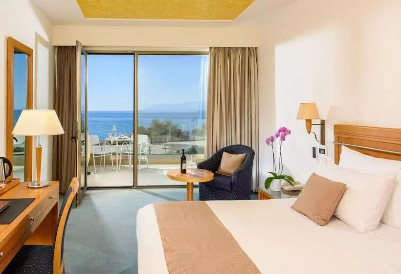 海の見えるエクゼクティブルーム, Alexander Beach Hotel & Spa