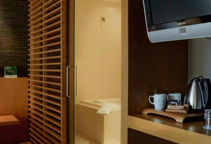 ガーデンビュースーペリアールーム, Alexander Beach Hotel & Spa