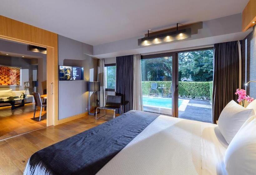 豪华套房, Alexander Beach Hotel & Spa