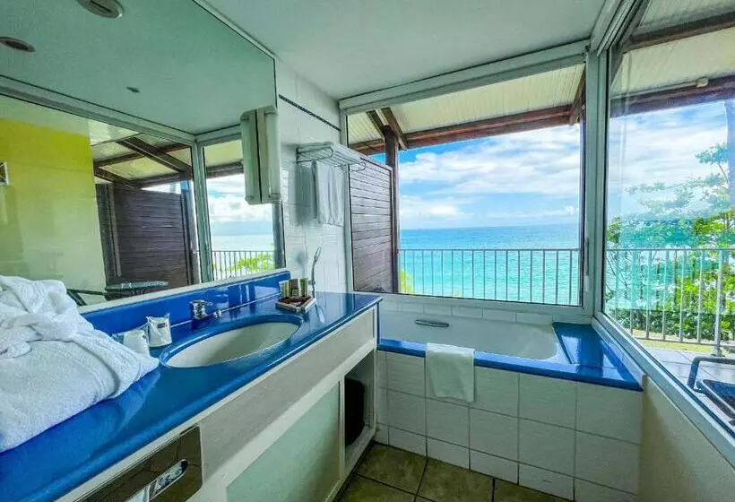 اتاق استاندارد با تخت دوبل و چشمانداز دریا, Auberge De La Vieille Tour
