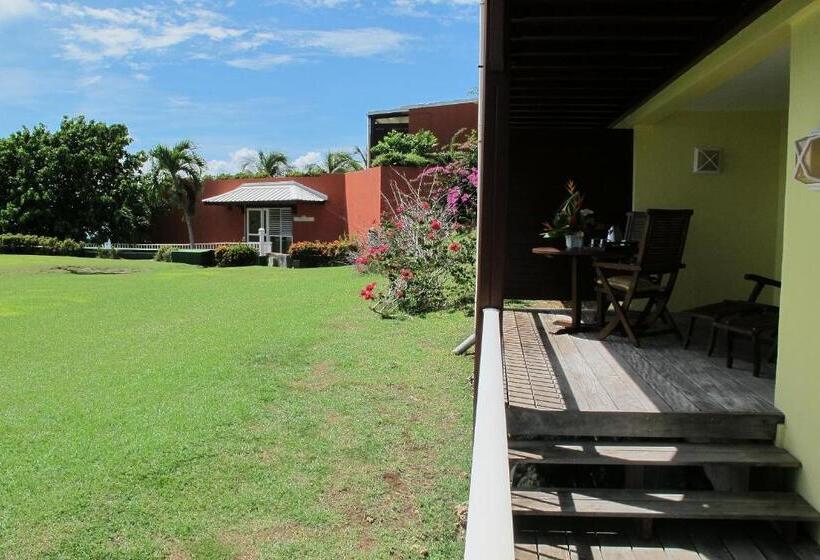 سوییت سوپریور با چشمانداز دریا, Auberge De La Vieille Tour