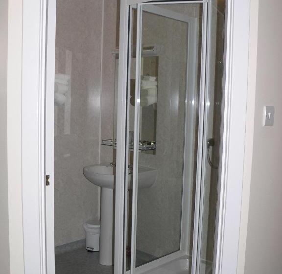 エコノミールーム, Ayre Hotel & Ayre Apartments