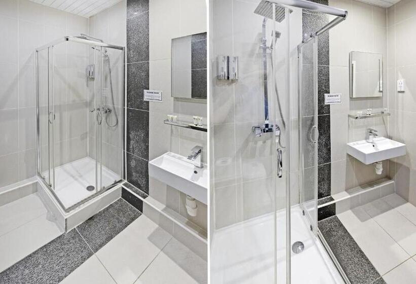 스탠다드 룸, Baltimore