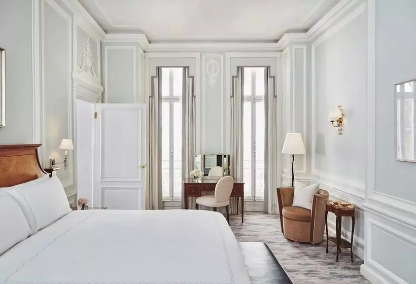 سوییت, Claridge S, Maybourne Hotel Collection