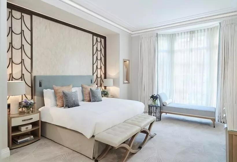 سوییت, Claridge S, Maybourne Hotel Collection