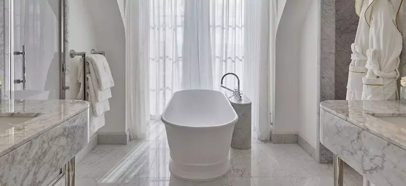 Suite with Terrace, Claridge S, Maybourne