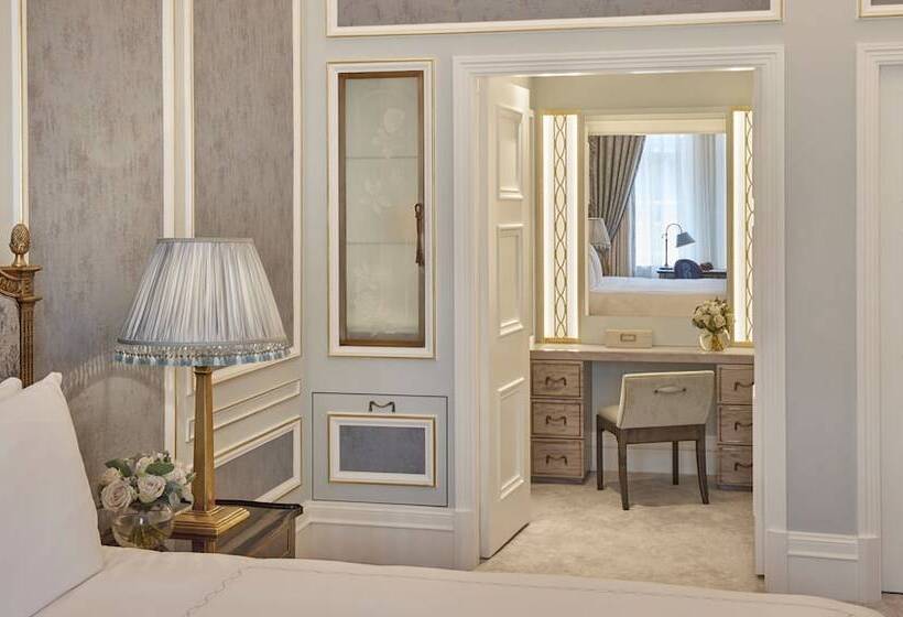 수피리어 룸, Claridge S, Maybourne Hotel Collection