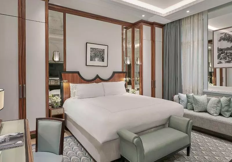 اتاق استاندارد با تخت بزرگ, Claridge S, Maybourne Hotel Collection