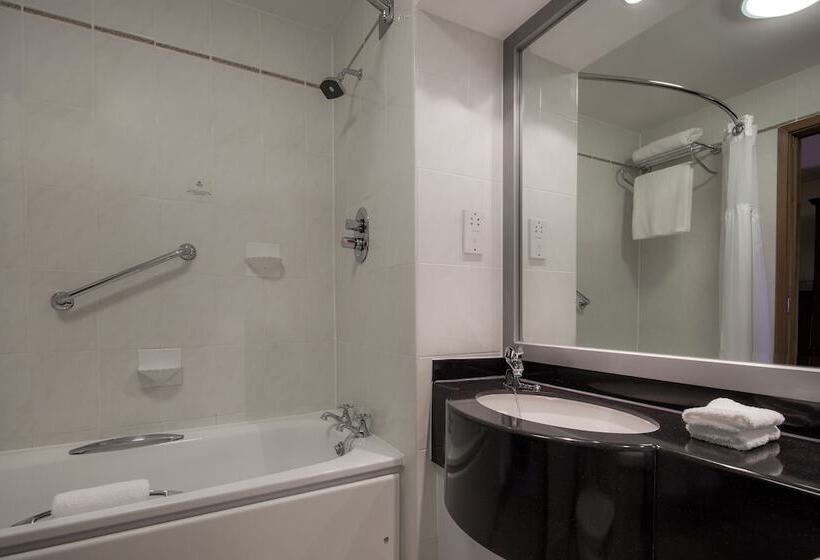 Номер Deluxe, Delta Hotels By Marriott Warwick