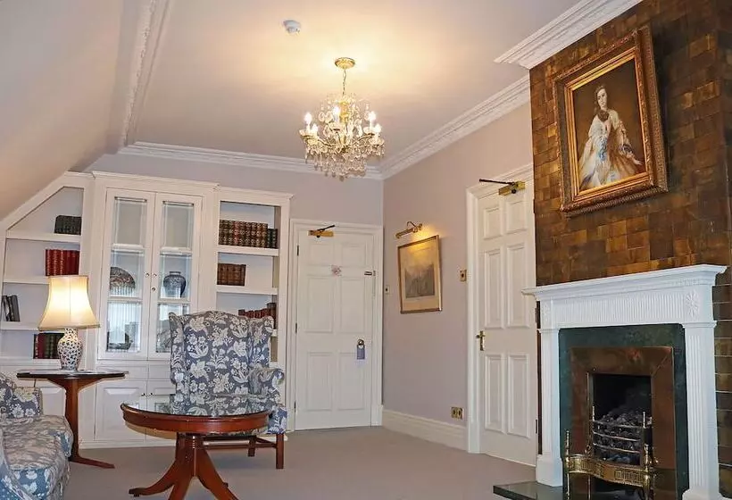 Executive Suite, Fredrick S Hotel Restaurant Spa