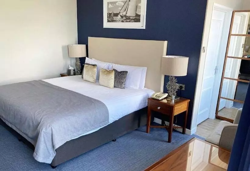 Deluxe Værelse, Haven