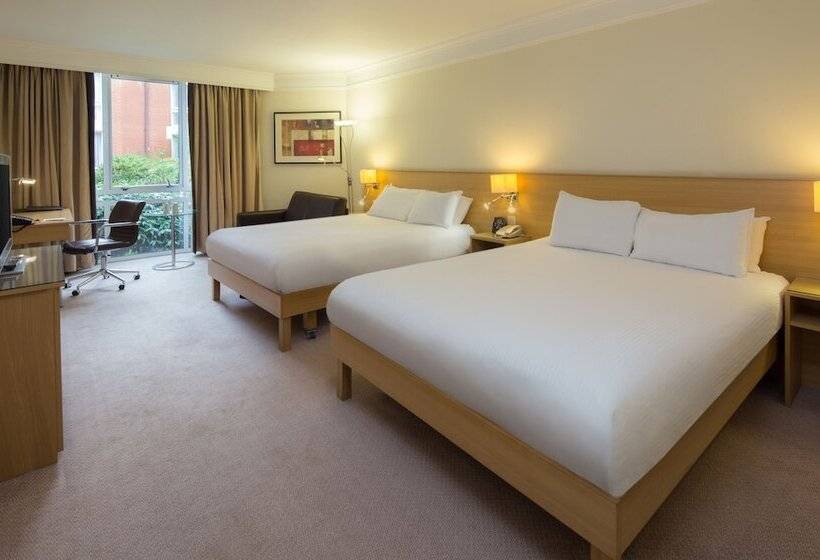 غرفة ديلوكس عائلية, Hilton Leicester