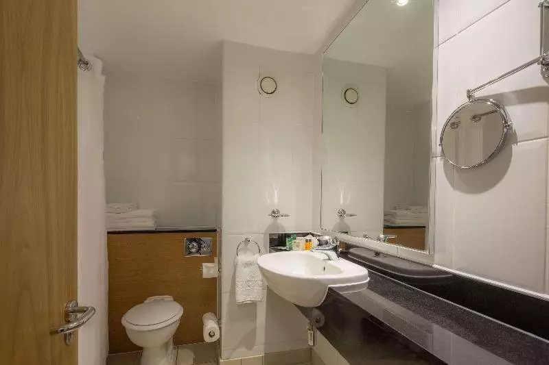 キングサイズベッドのスイートルーム, Hilton Leicester