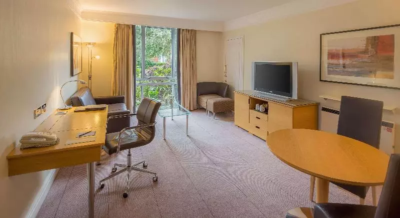 キングサイズベッドのスイートルーム, Hilton Leicester