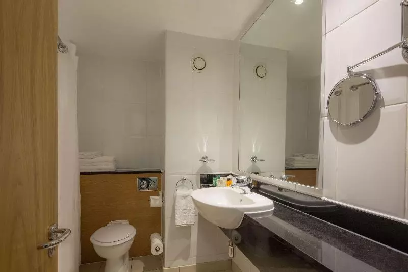 キングサイズベッドのスイートルーム, Hilton Leicester
