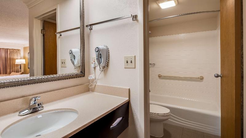 Номер Премиум, Holiday Inn High Wycombe M40, Jct.4, An Ihg