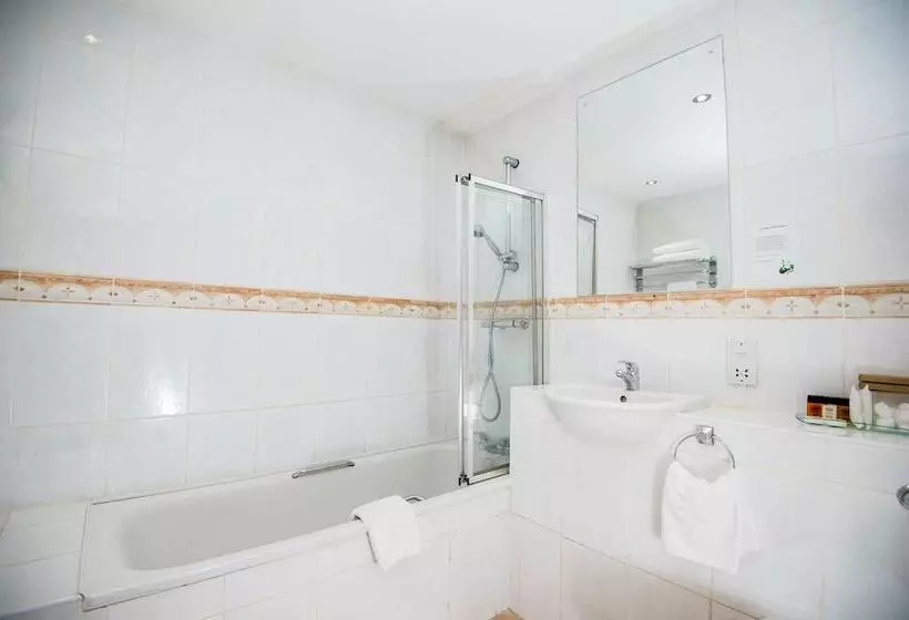 اتاق اجرایی, Ivy Bush Royal Hotel By Compass Hospitality