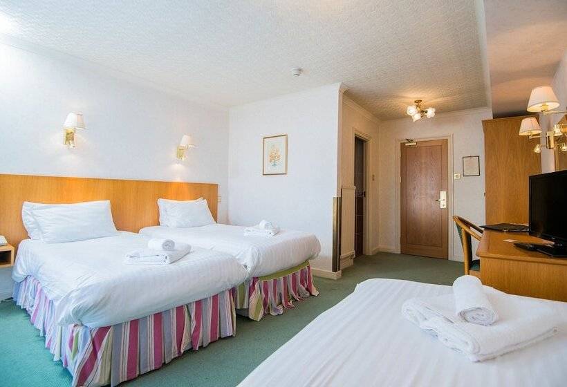 Номер Стандарт Трехместный, Ivy Bush Royal Hotel By Compass Hospitality