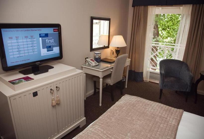 Номер Стандарт Вид на Реку, Mercure London Stainesuponthames