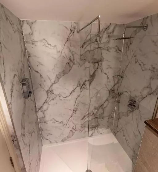 اتاق استاندارد, Mercure Milton Keynes