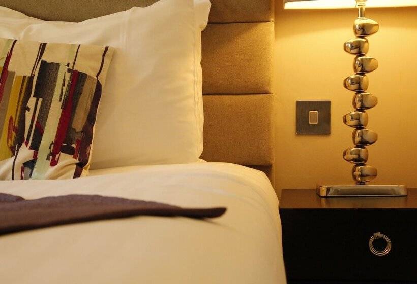 Номер Стандарт с Балконом, New Bath Hotel & Spa