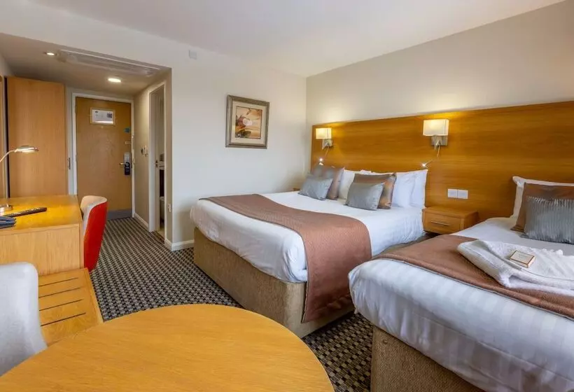 スタンダードトリプルルーム, Park Hall Hotel And Spa Wolverhampton
