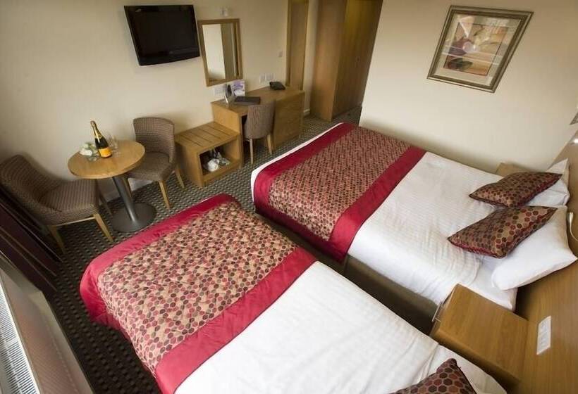 标准三人间, Park Hall Hotel And Spa Wolverhampton