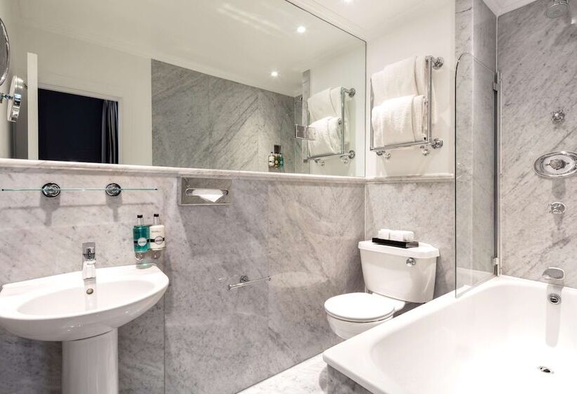 高级客房, Radisson Blu Hotel, London South Kensington Formerly Vanderbilt