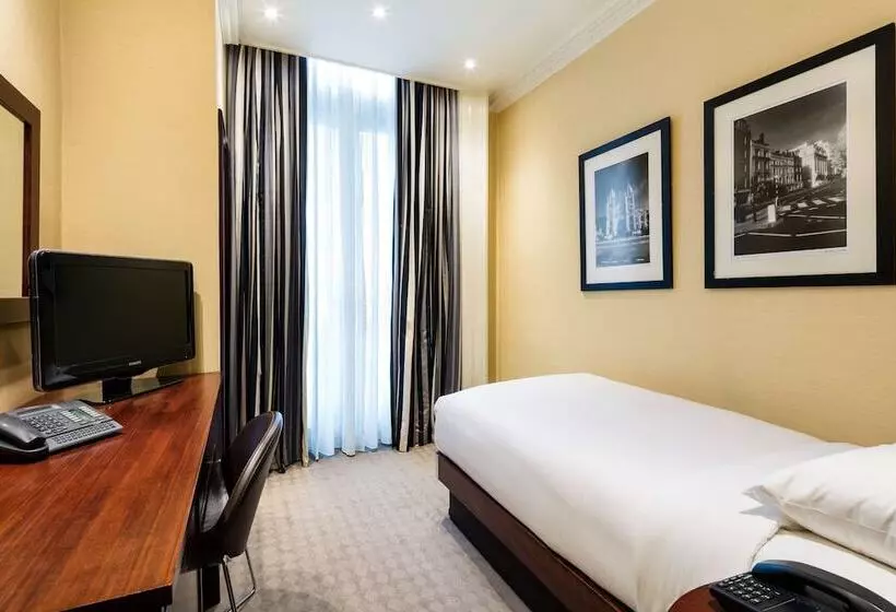 اتاق استاندارد یک نفره, Radisson Blu Hotel, London South Kensington   Formerly Vanderbilt