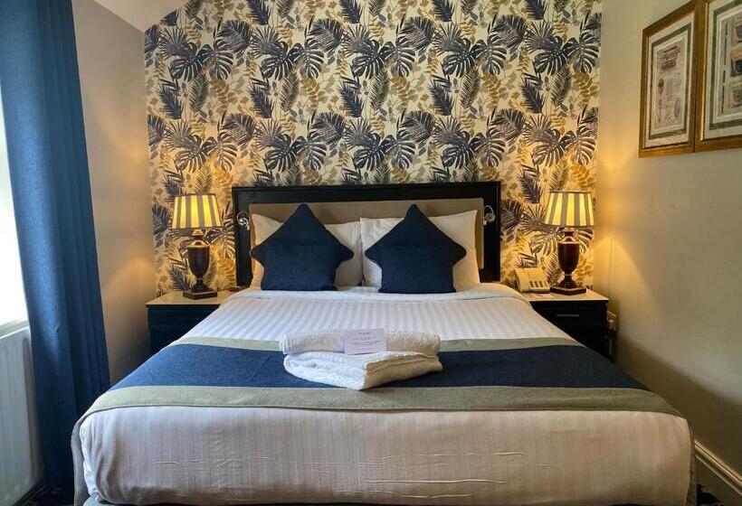 Классический Номер, Stone House Hotel ‘a Bespoke Hotel’