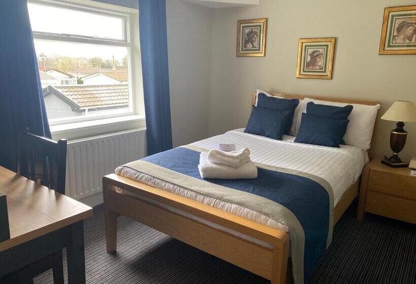 Номер Стандарт, Stone House Hotel ‘a Bespoke Hotel’