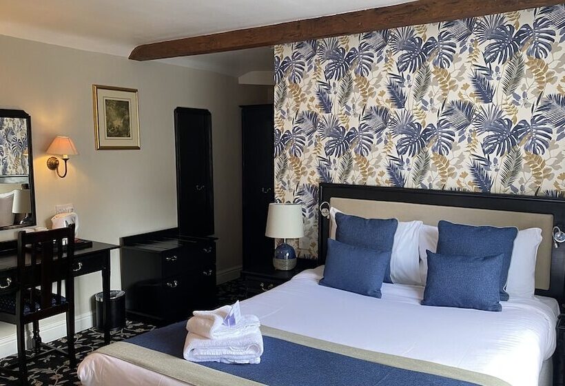 Классический Номер, Stone House Hotel ‘a Bespoke Hotel’