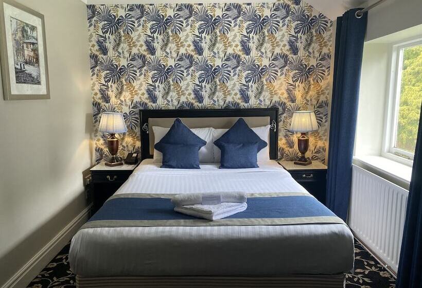 Классический Номер, Stone House Hotel ‘a Bespoke Hotel’