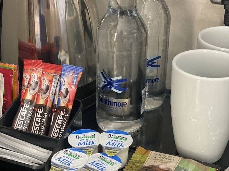 Номер Стандарт, Stone House Hotel ‘a Bespoke Hotel’