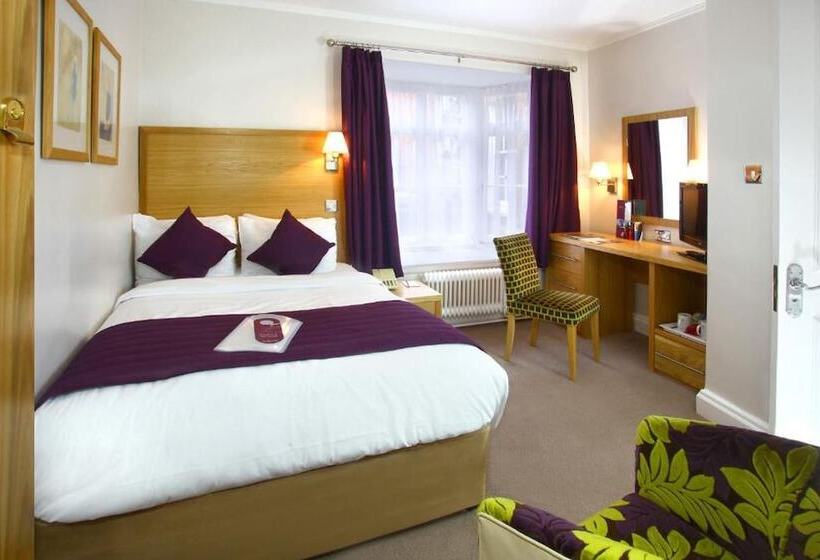 스탠다드 룸, The Chequers