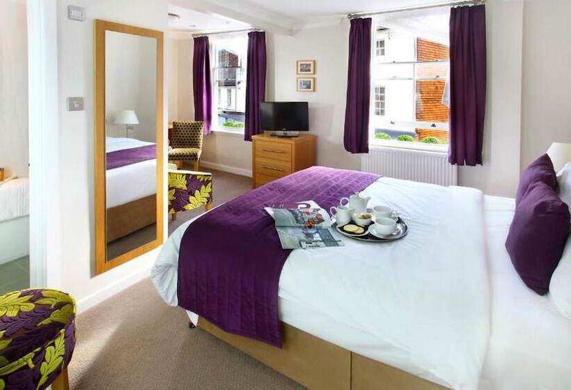 스탠다드 룸, The Chequers