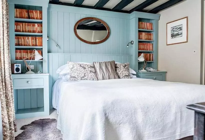 Classic Room, The George In Rye